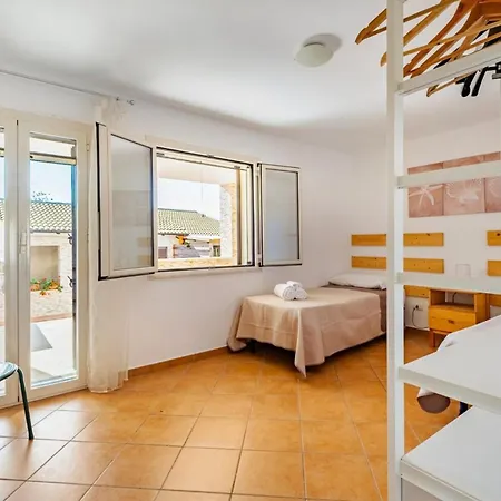 아파트 Relax In Villa With Garden Private Terrace 200M From Sea Siracusa 시라쿠사