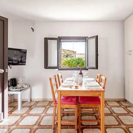 아파트 Relax In Villa With Garden Private Terrace 200M From Sea Siracusa *